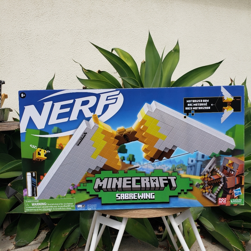 NEW NERF Nerf Minecraft Sabrewing Motorized Blaster Bow Dart Gun cosplay